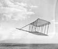 Wright 1900 glider being flown as a kite